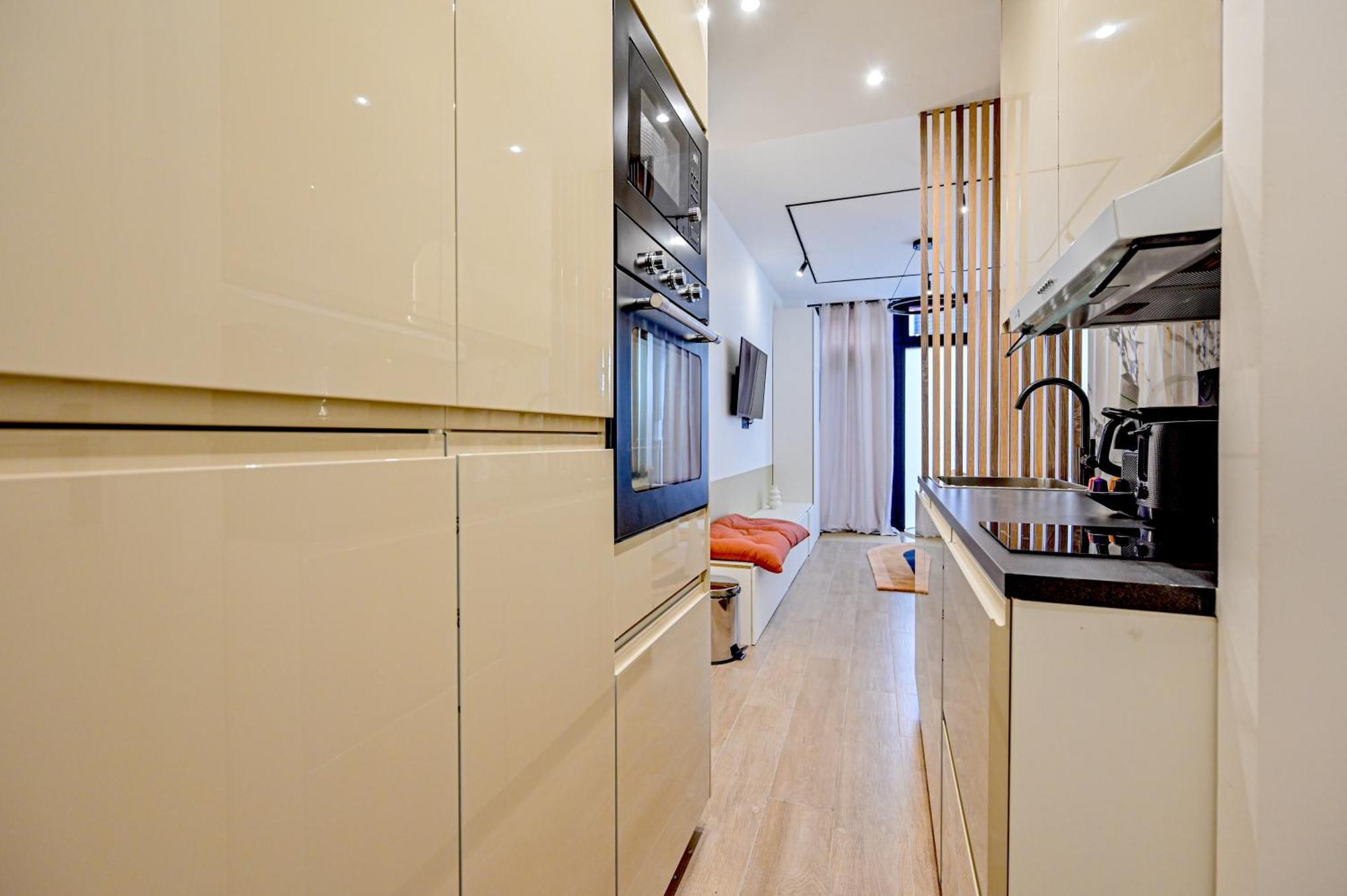 Relax In A Stylish Flat In Montmartre Apartment Paris Luaran gambar